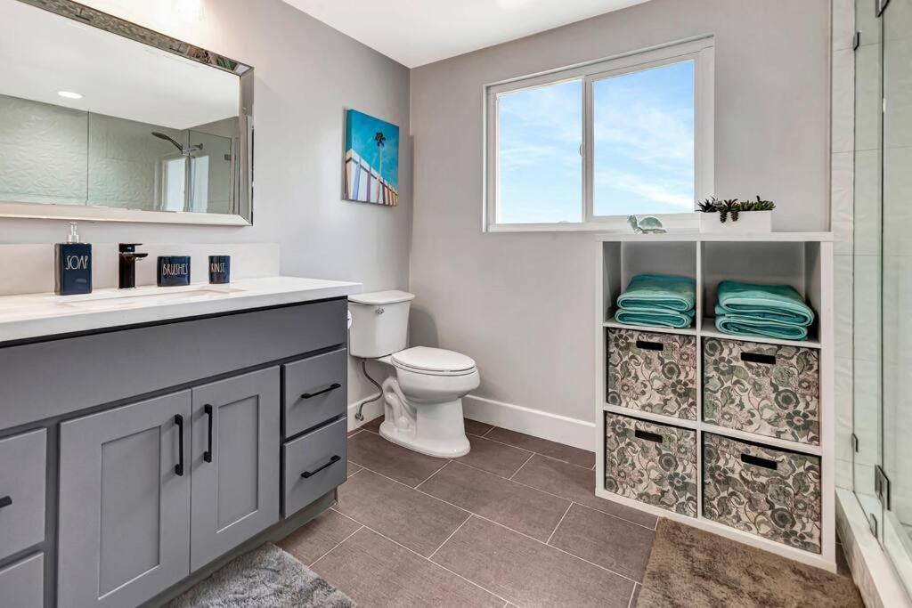 Huntington Beach, Ac, Pool, Hot Tub, Detached Office, Close To Beach, Outside Entertaining Area Exterior photo