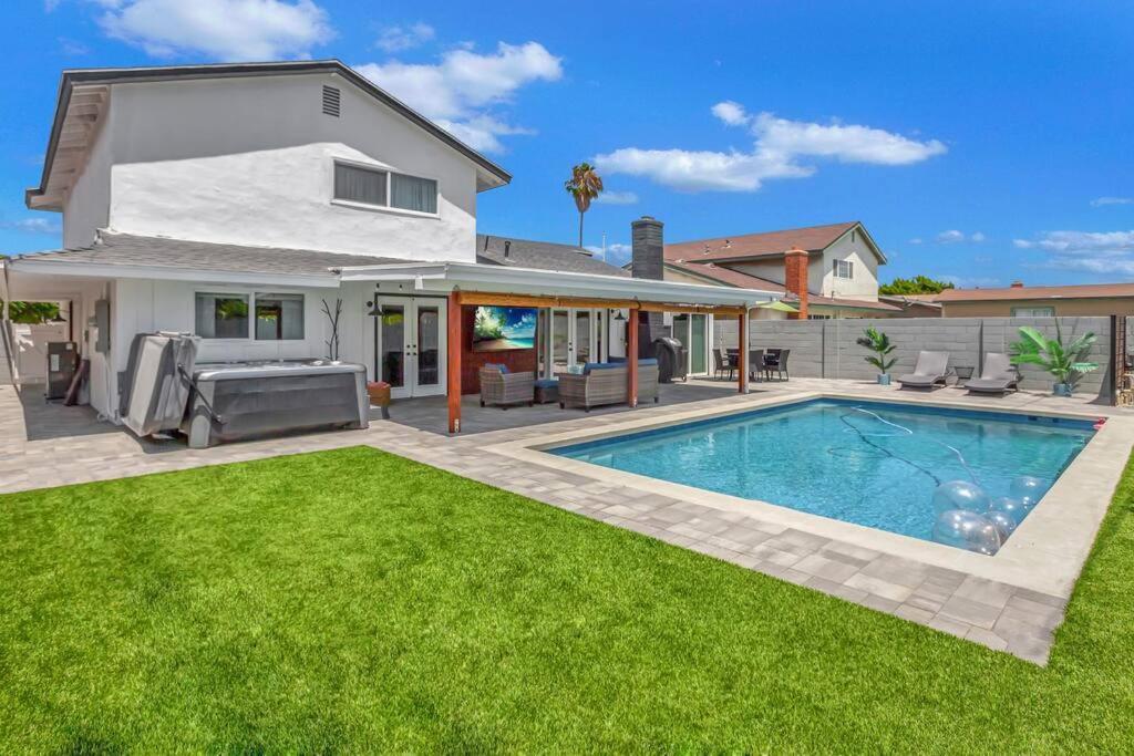 Huntington Beach, Ac, Pool, Hot Tub, Detached Office, Close To Beach, Outside Entertaining Area Exterior photo